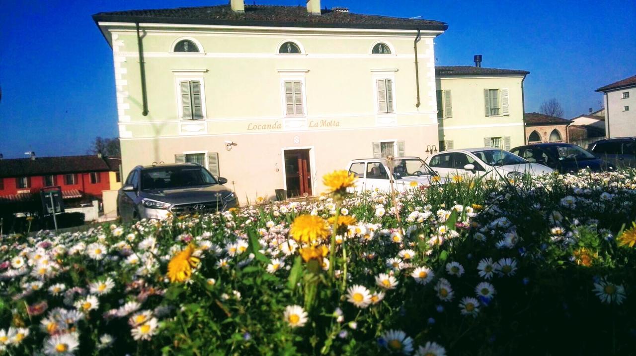 Locanda La Motta Motta Baluffi Exterior photo